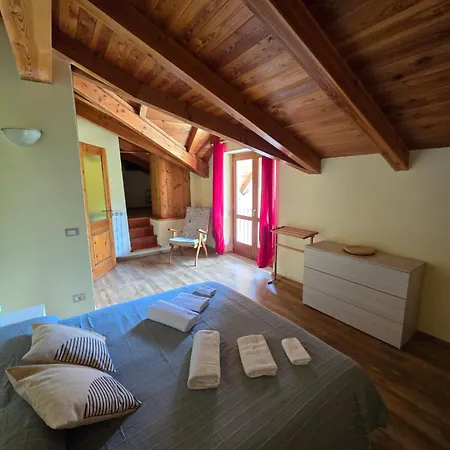 公寓 Cascina D'oltralpe